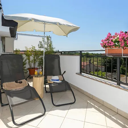 Lori Apartment Porec